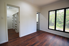 Main bedroom with walk in robe and en suite